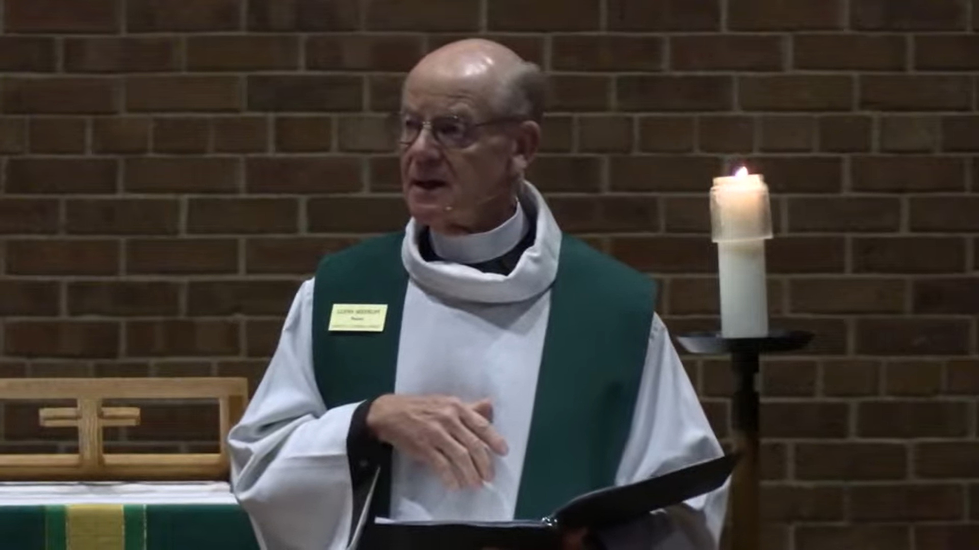 Pastor Glenn Seefeldt preaching at Nativity Lutheran Church