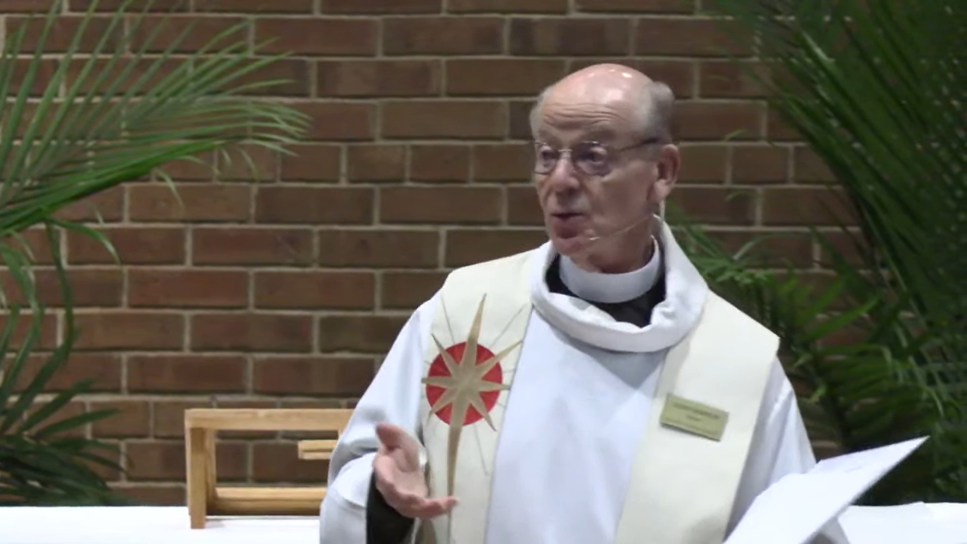 Pastor Glenn Seefeldt preaching at Nativity